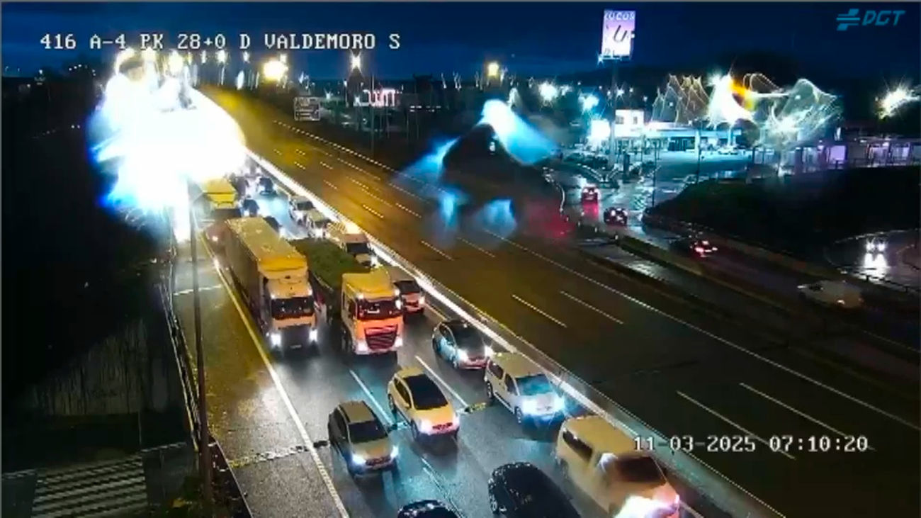 Gran congestión en la A-4, accidente en salida de Madrid, Pinto, con 4 km de retenciones.