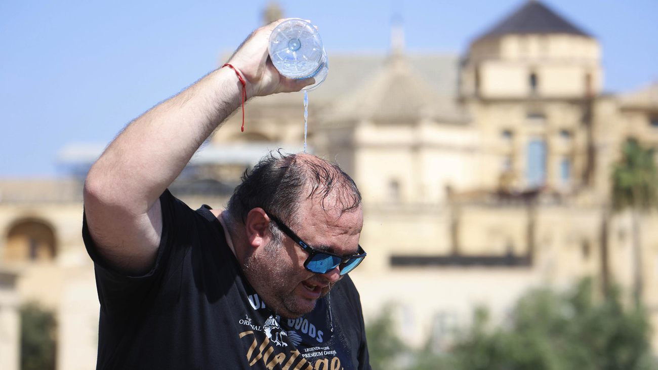 Calor y posibles tormentas con fuertes rachas de viento en Madrid este domingo