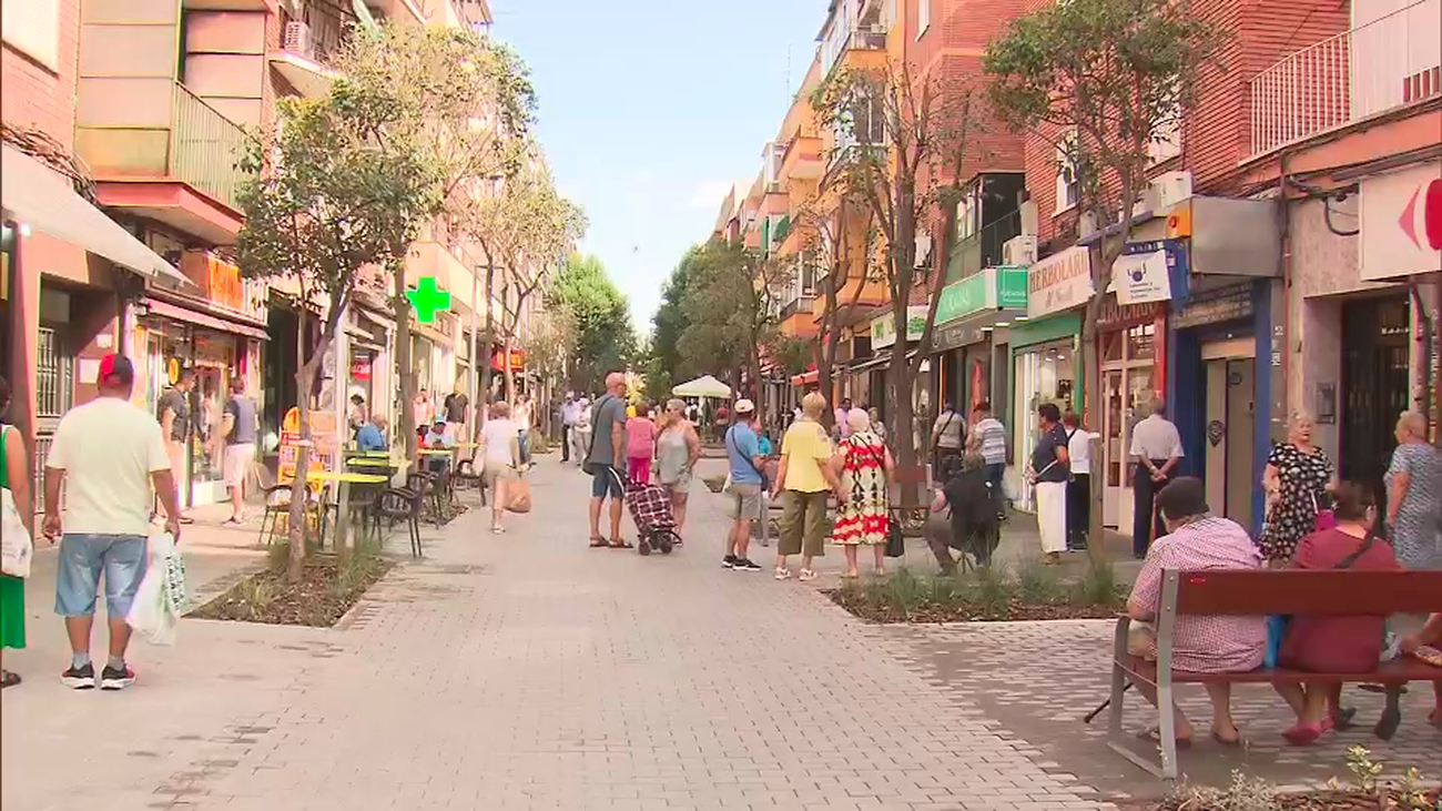 Calle Laguna renovada: peatonal, accesible y más verde