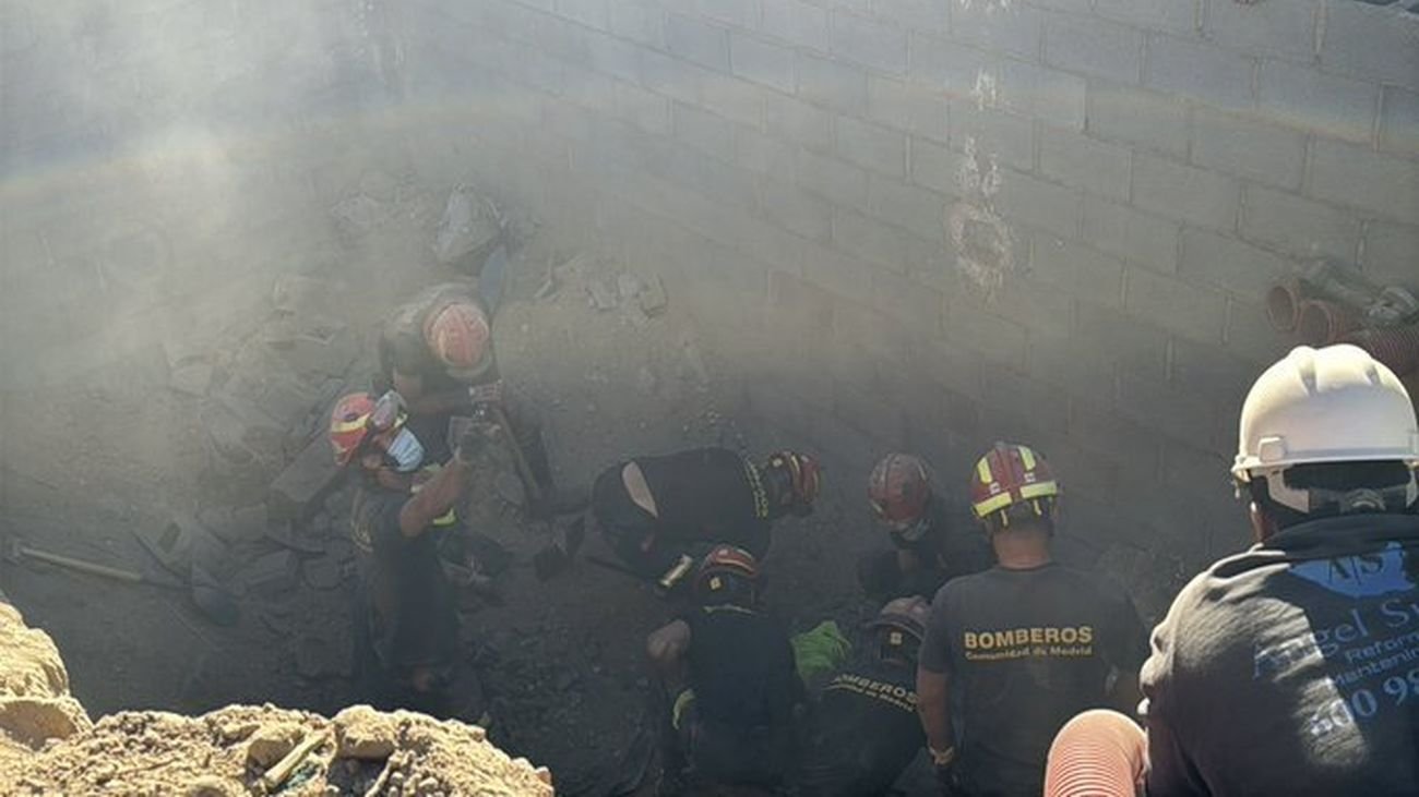 Alcobendas lamenta la muerte de un trabajador sepultado por un muro en una obra